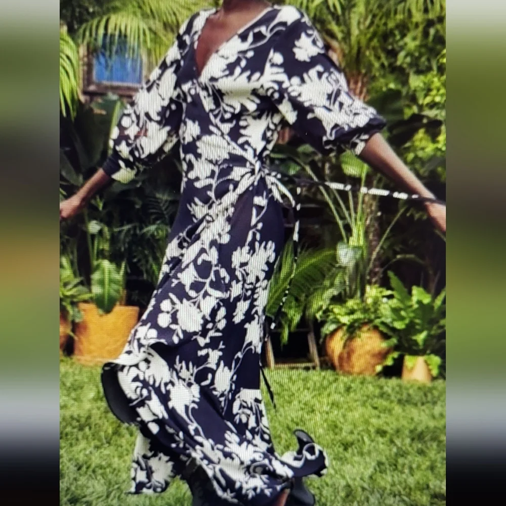 Johanna Ortiz x H&M Creped Orchid Maxi Wrap Dress Black White - Picture 2 of 12
